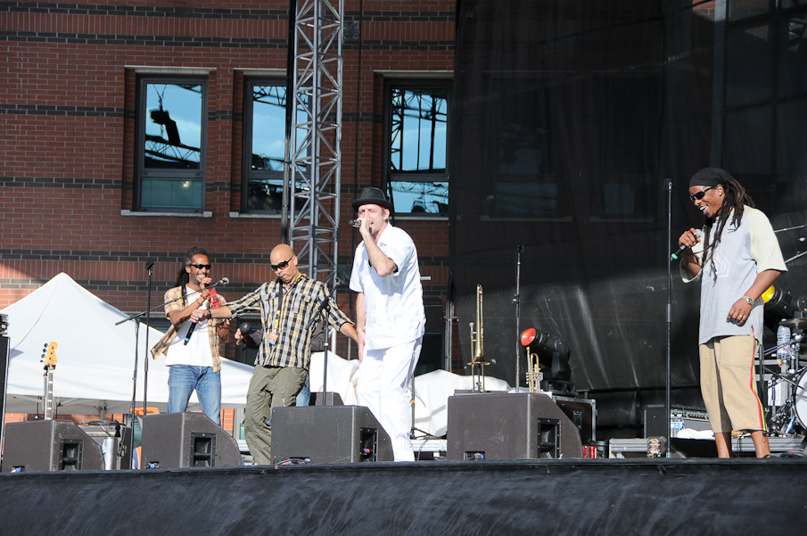 Fete de la Musique Evry 2009 - Sergent Garcia 241.jpg